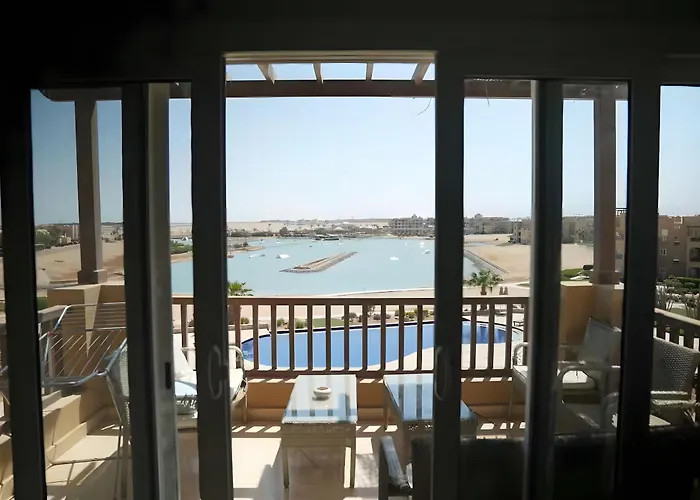 Stunning 4bd Lagoon View-gouna *