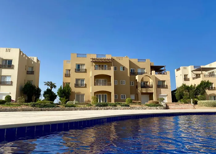 Stunning 4bd Lagoon View-gouna شقة الغردقة